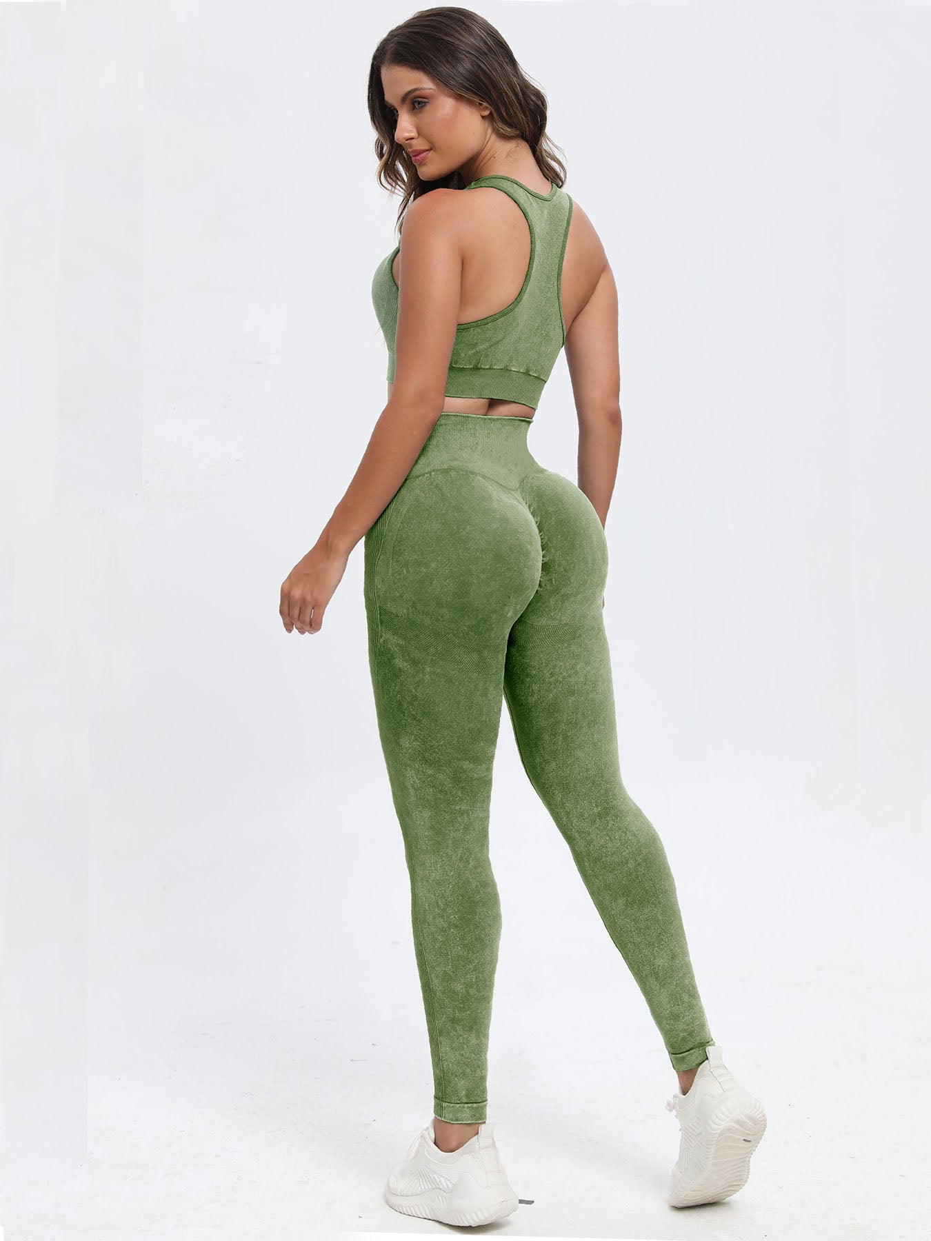 Ensemble haut et pantalon à larges bretelles et col rond