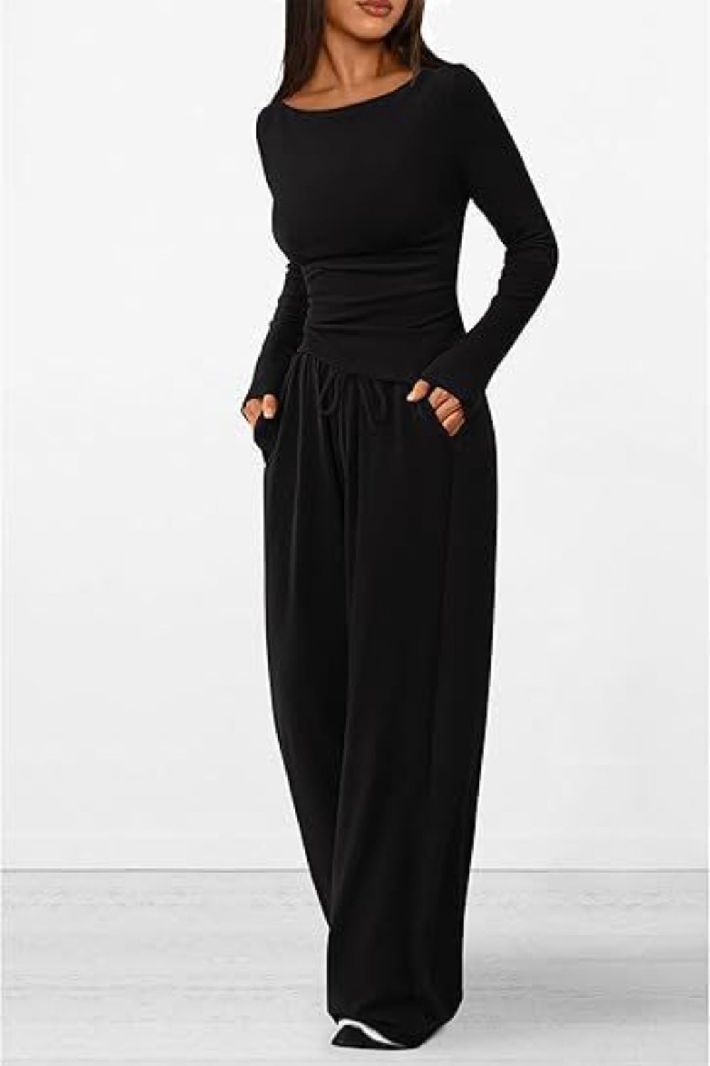 Ensemble haut à manches longues et pantalon à col rond