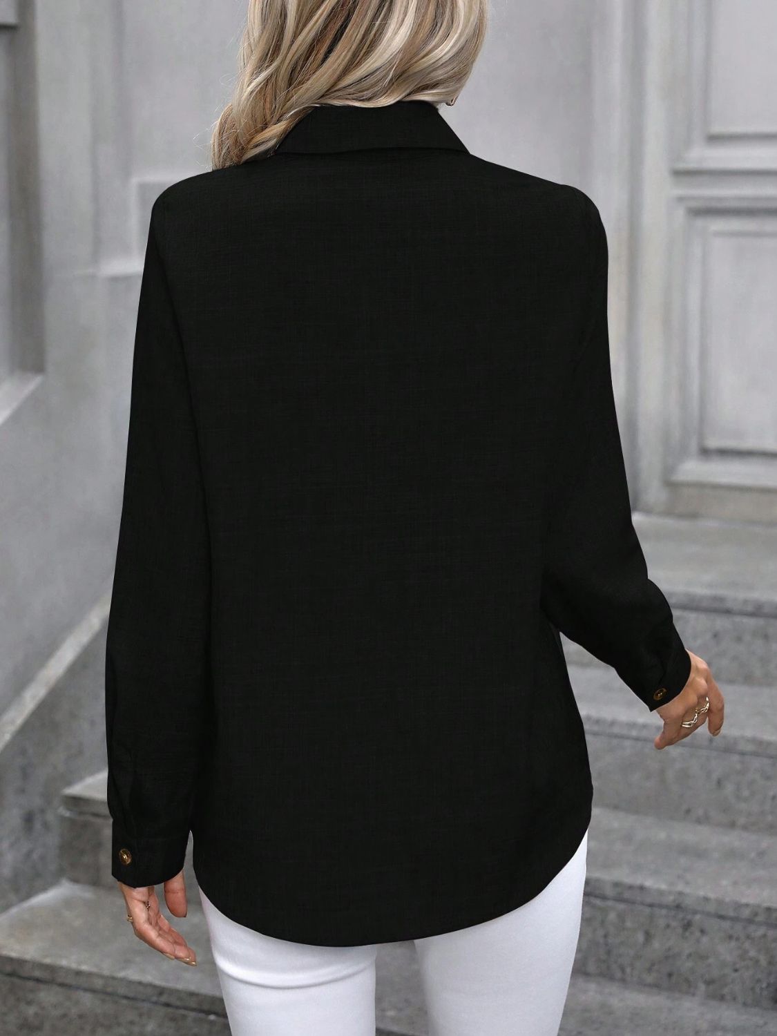 Chemise à manches longues et col boutonné