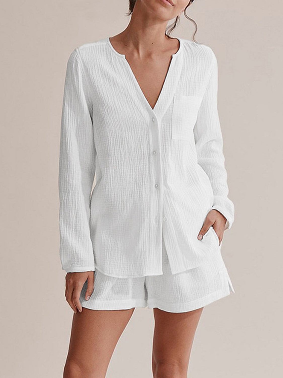 Ensemble haut à manches longues et short crantés