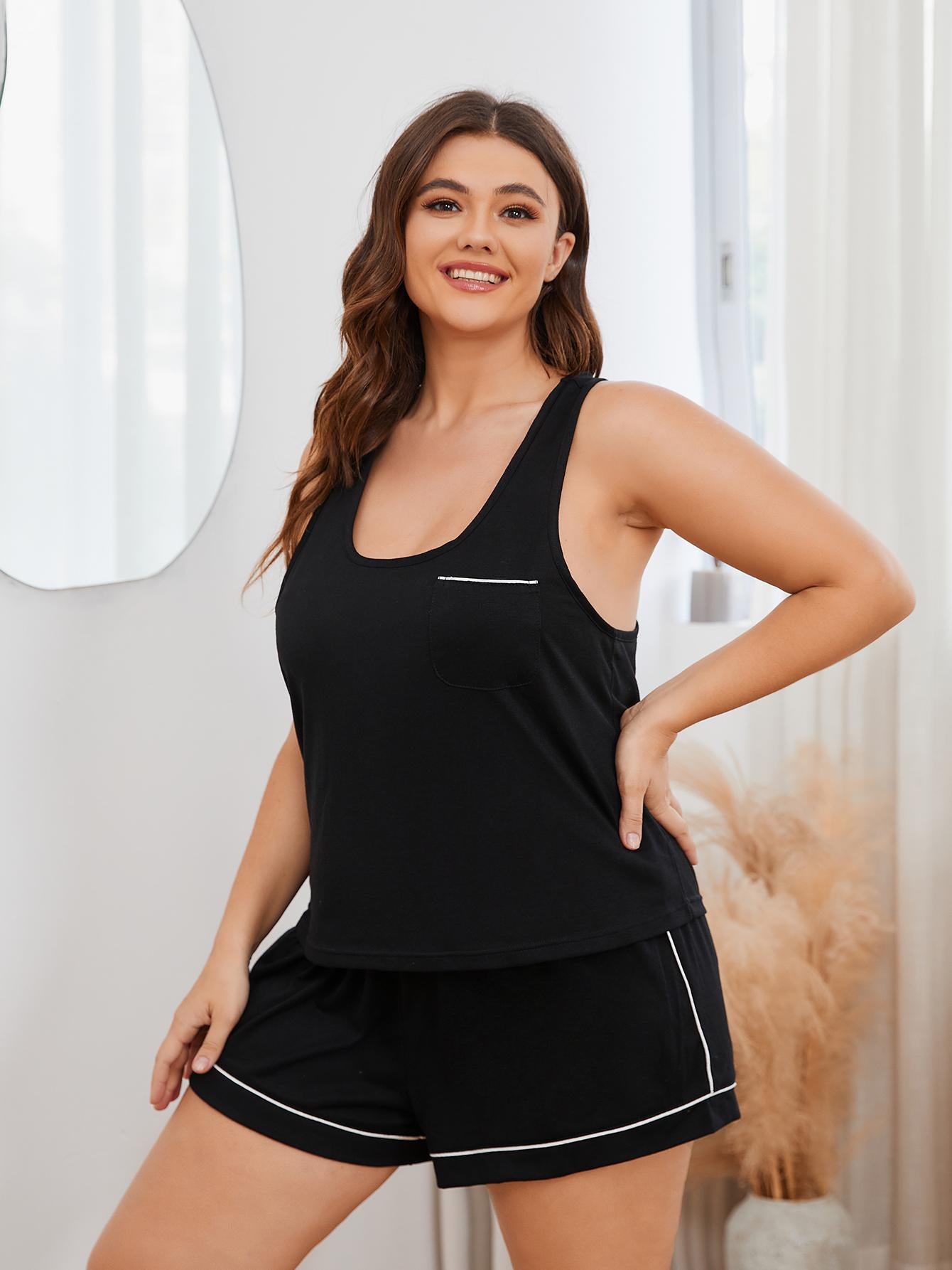 Ensemble de détente grande taille avec débardeur et short à dos nageur et passepoils contrastés