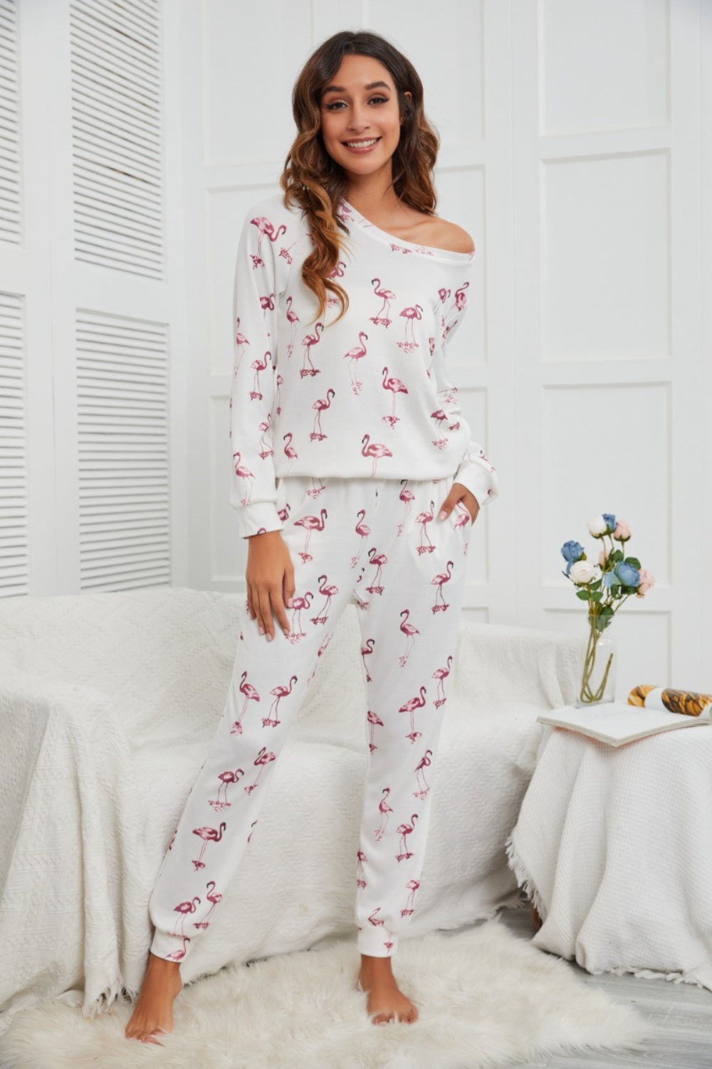 Ensemble haut à manches longues et pantalon flamant rose