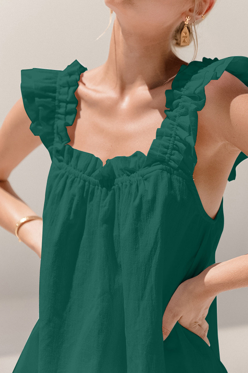 Ensemble haut à col carré et short à volants