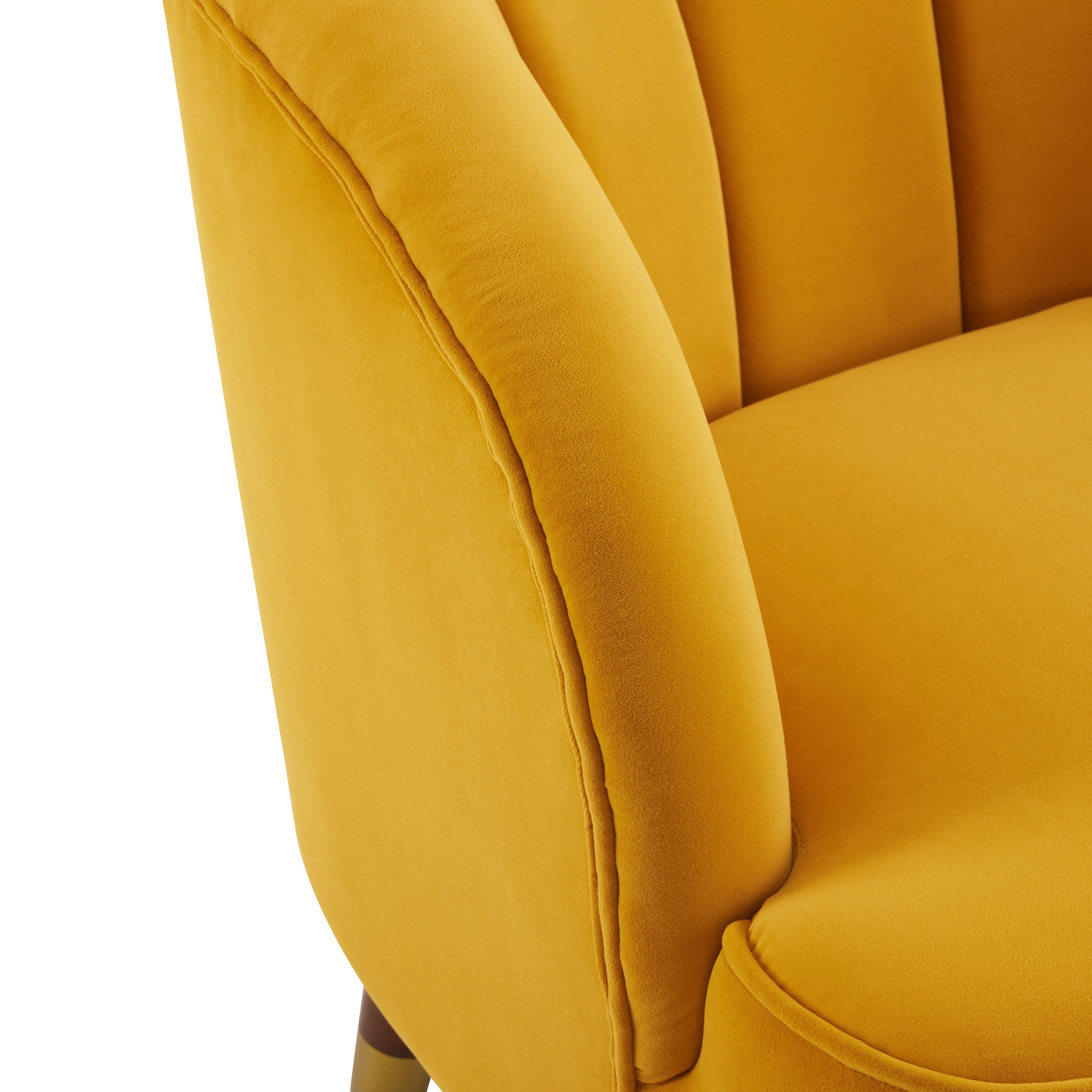 Chaise d'appoint rembourrée en forme de tonneau avec pieds en bois