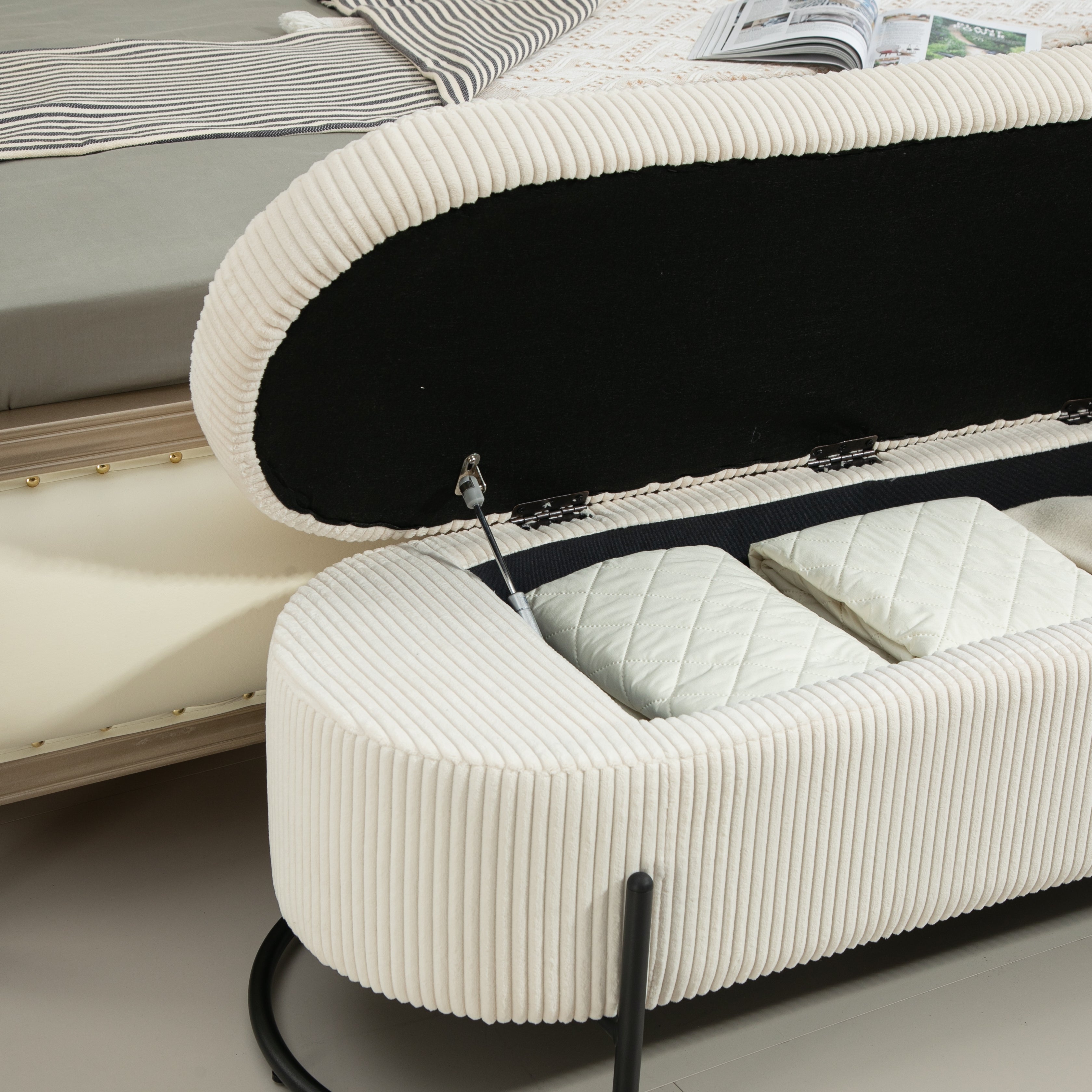 Chaise ottomane de rangement COOLMOR avec charnière de sécurité et coussin en tissu doux (beige)