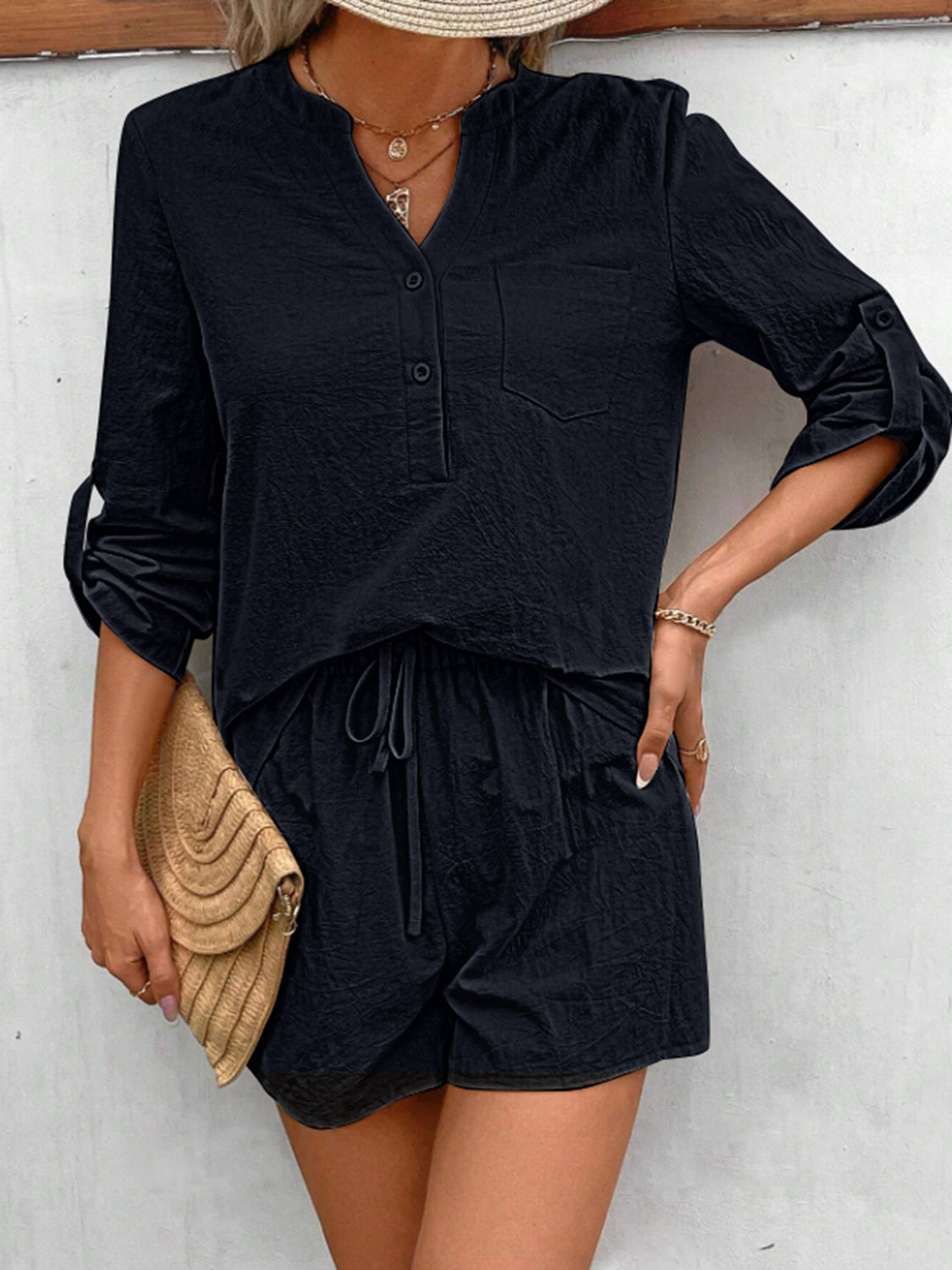 Ensemble haut à manches longues et short crantés