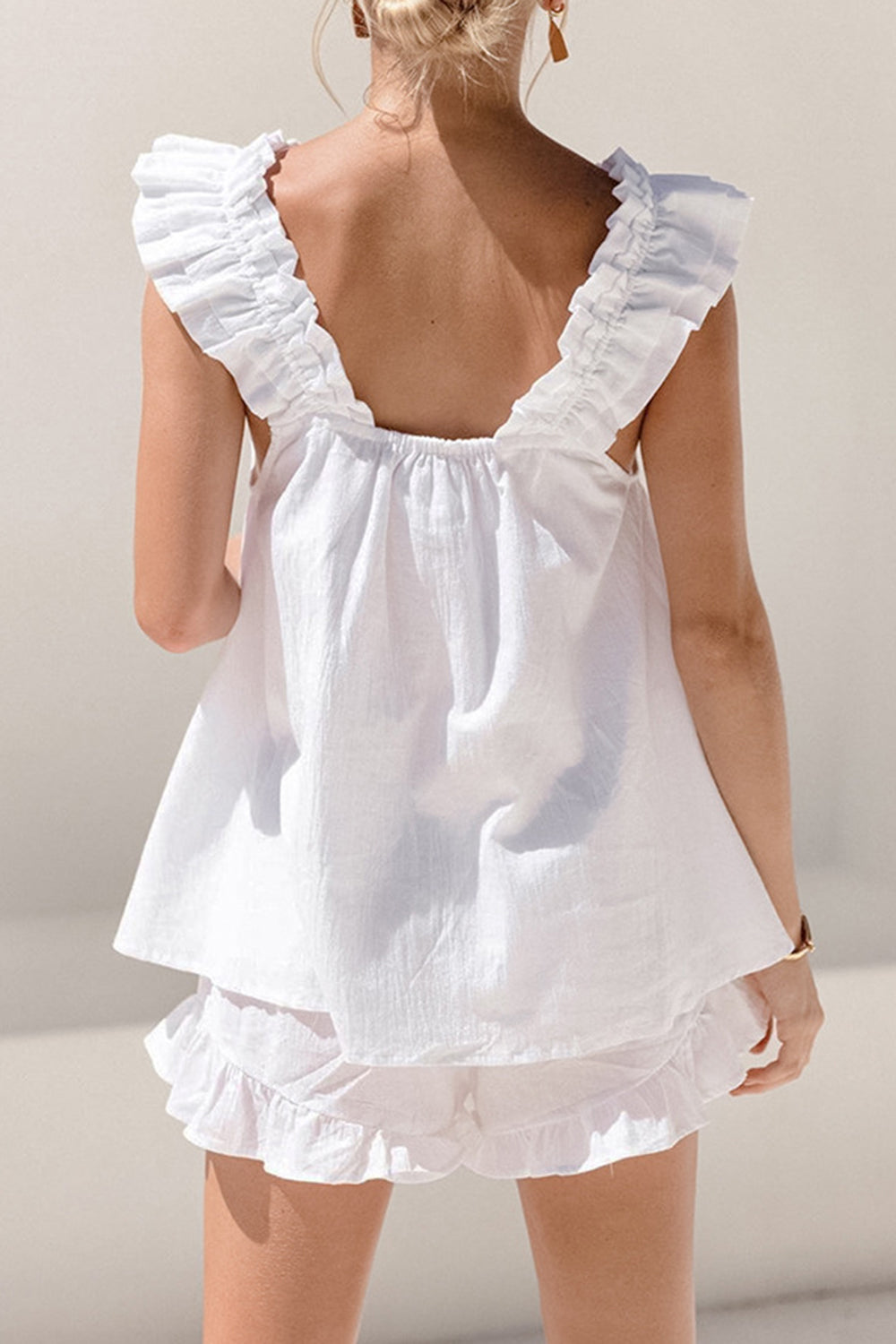 Ensemble haut à col carré et short à volants