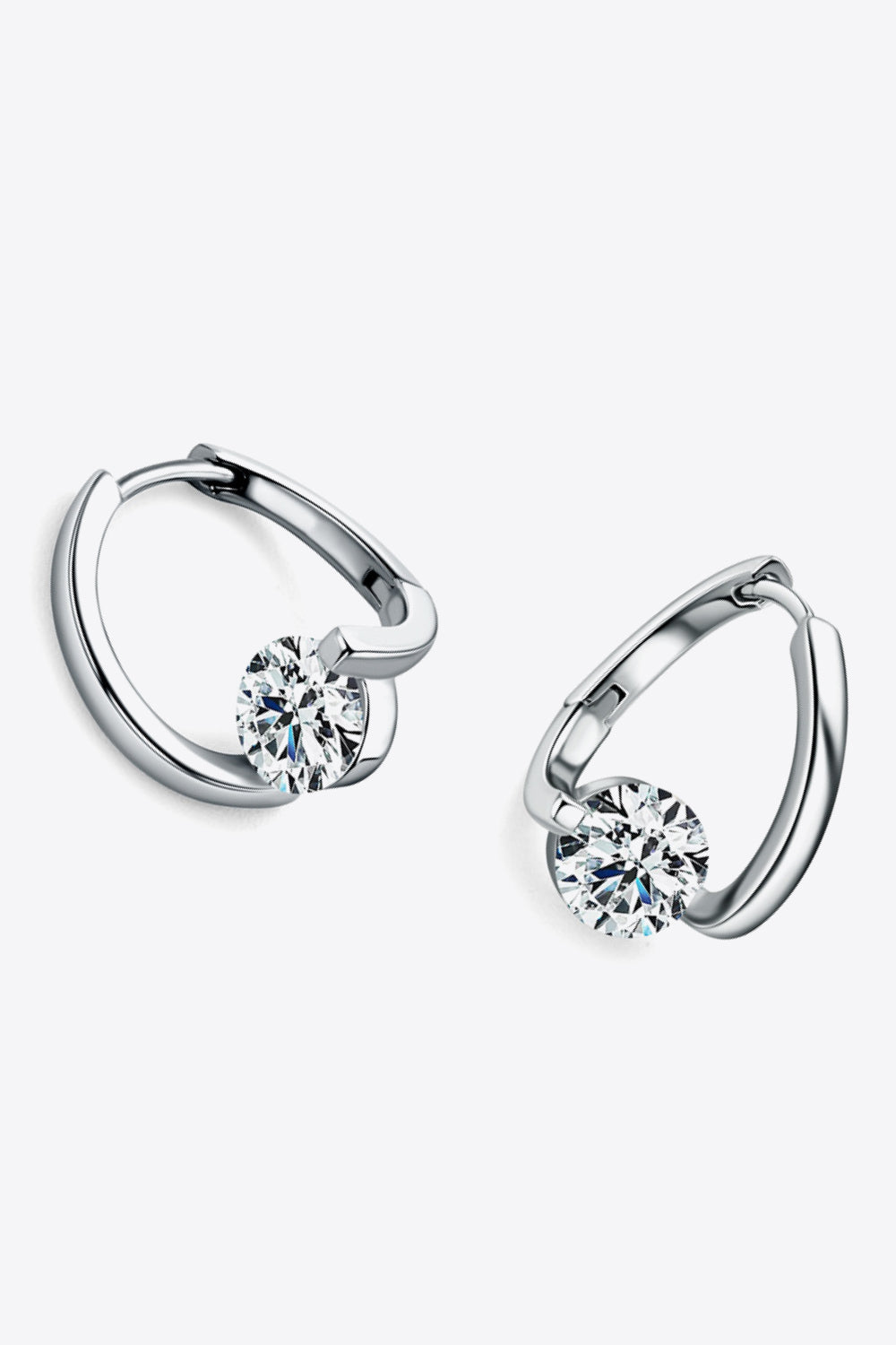 Boucles d'oreilles cœur en argent sterling 925 et moissanite 2 carats
