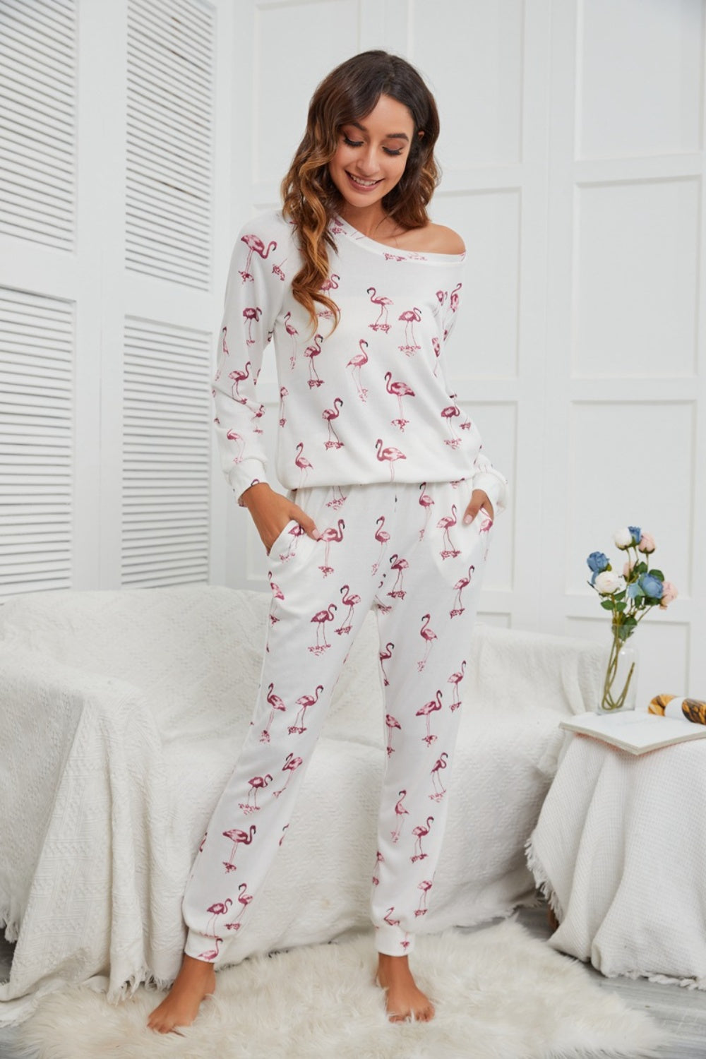 Ensemble haut à manches longues et pantalon flamant rose