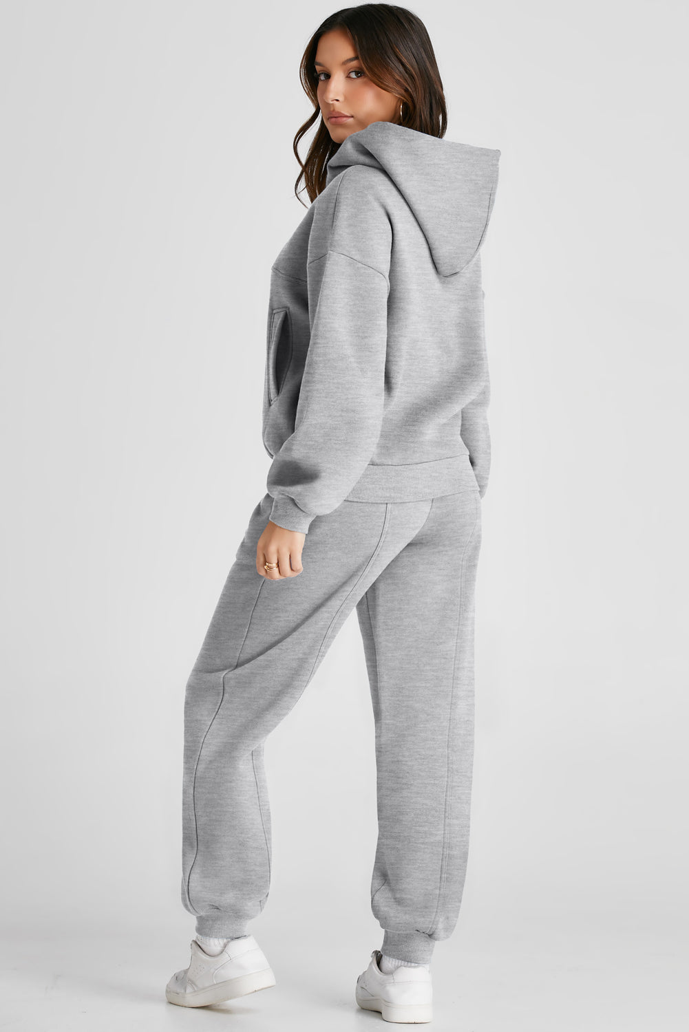 Ensemble actif à capuche et pantalon à manches longues et épaules tombantes