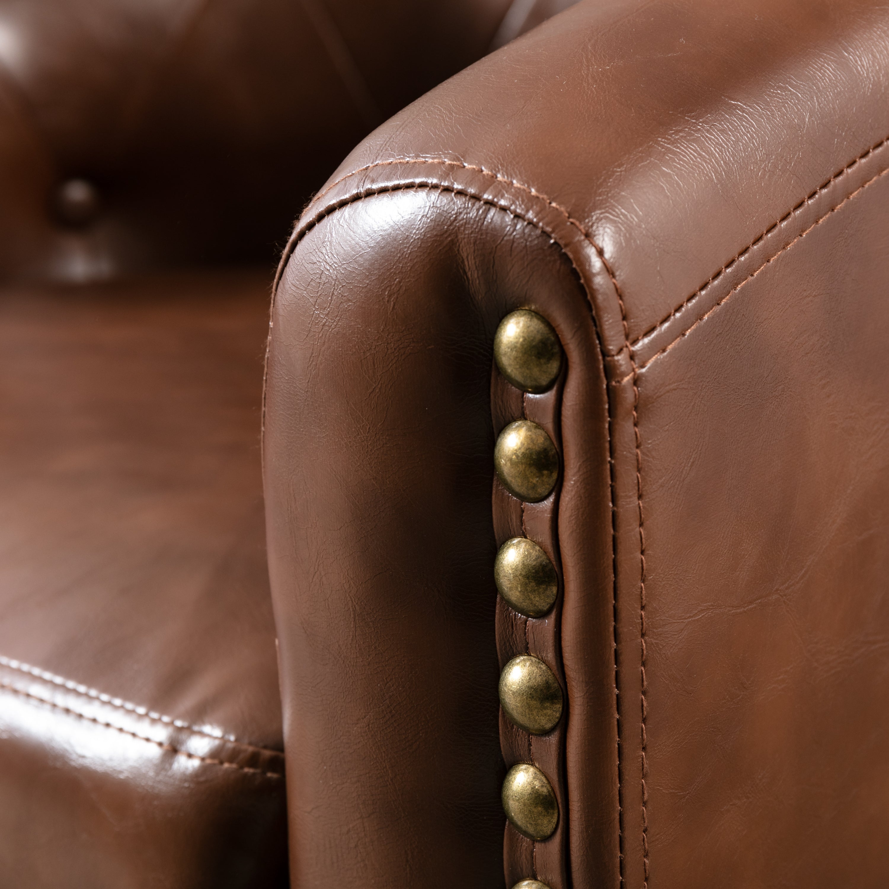 Fauteuil tonneau capitonné en cuir synthétique pour salon, chambre à coucher, club