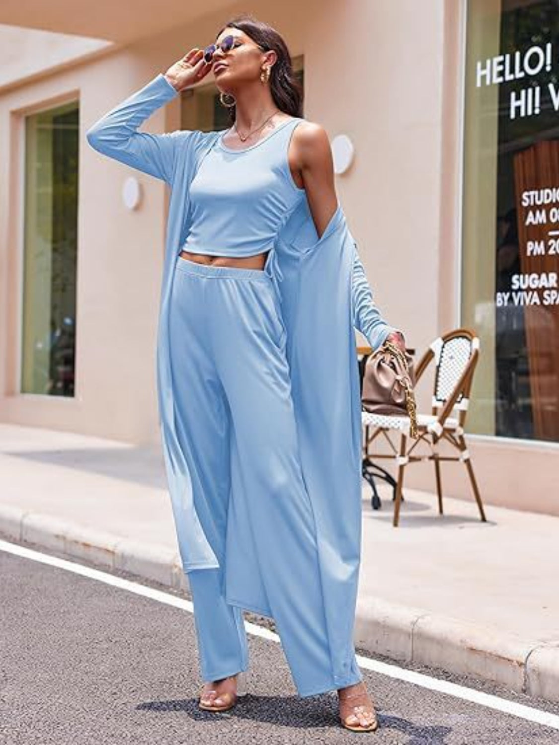 Ensemble débardeur à cordon, cache-maillot à manches longues et pantalon