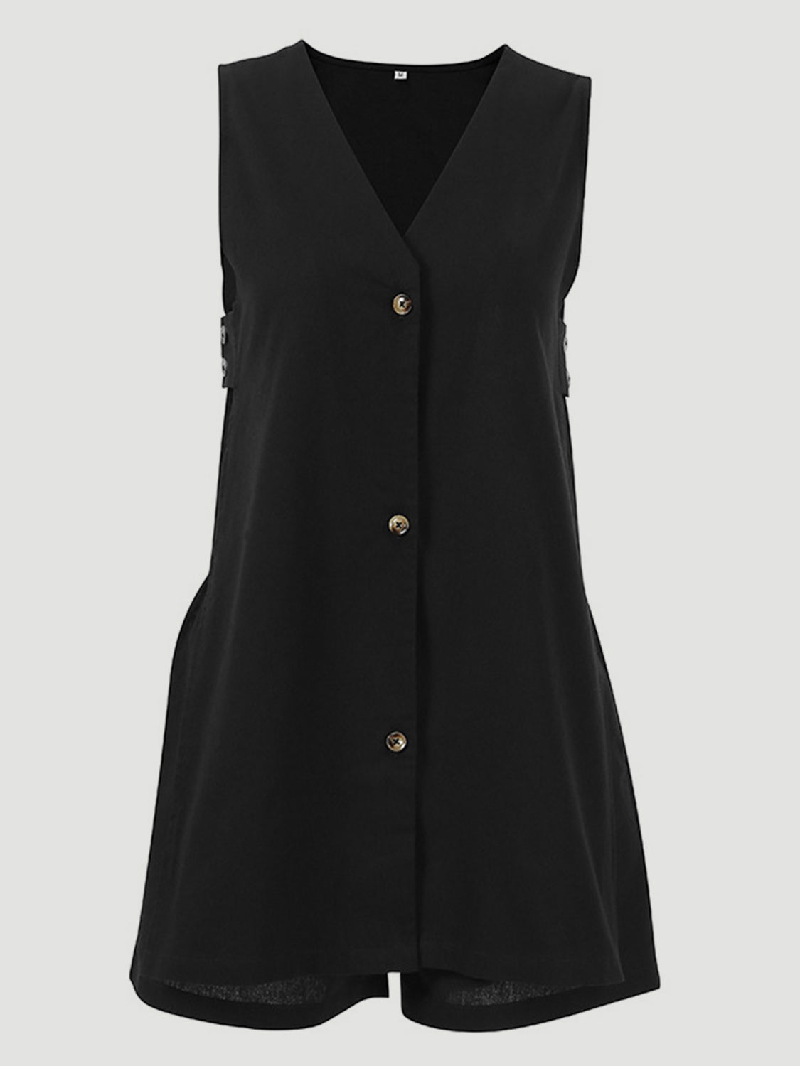 Ensemble haut boutonné et short taille réelle