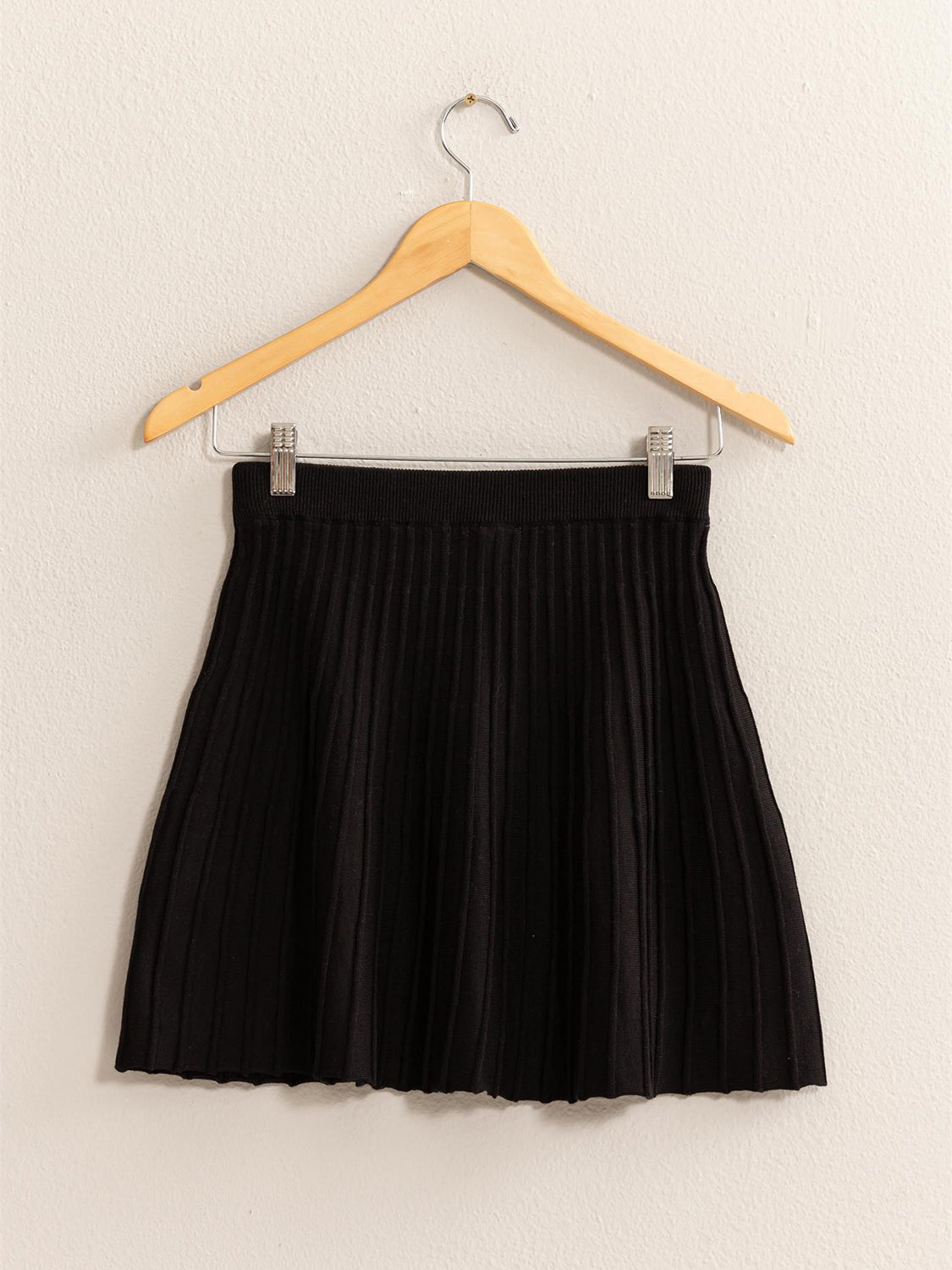 Mini-jupe évasée plissée en tricot taille haute HYFVE