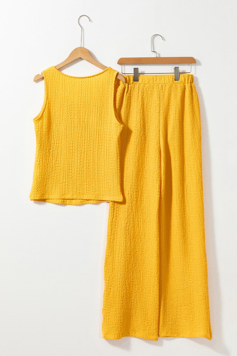 Ensemble haut à col rond texturé et pantalon large