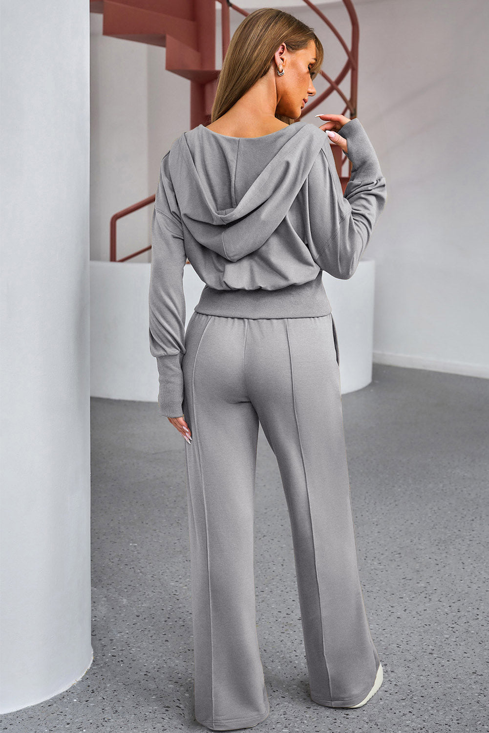 Ensemble actif avec sweat à capuche à épaules tombantes et pantalon à cordon de serrage