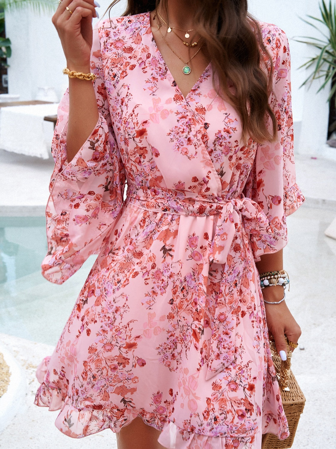 Mini-robe à volants et imprimé à manches courtes