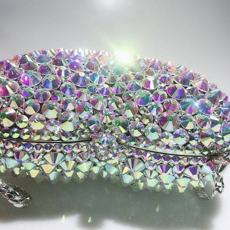 Sacs de soirée romantiques en diamant en forme de cœur pour femmes, nouveau design, sacs à bandoulière personnalisés, jolis sacs à main pour dîner de mariage