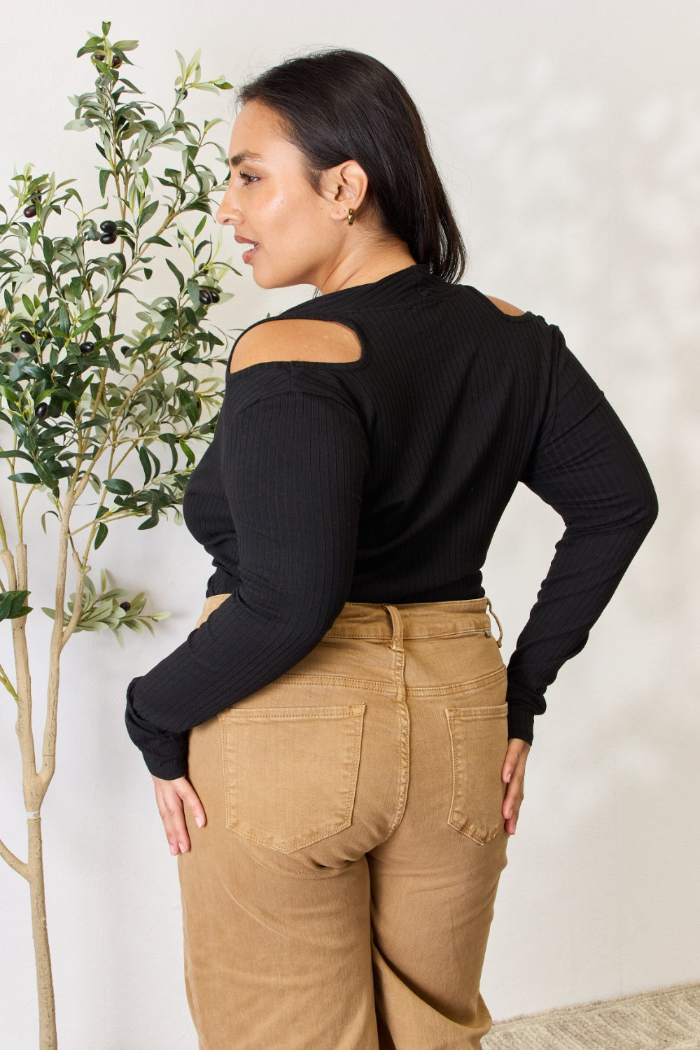 Haut côtelé à épaules dénudées et surplis, grande taille, Culture Code