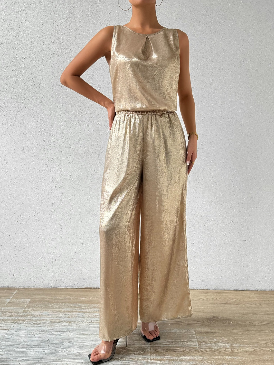 Ensemble haut sans manches et pantalon à col rond Honey