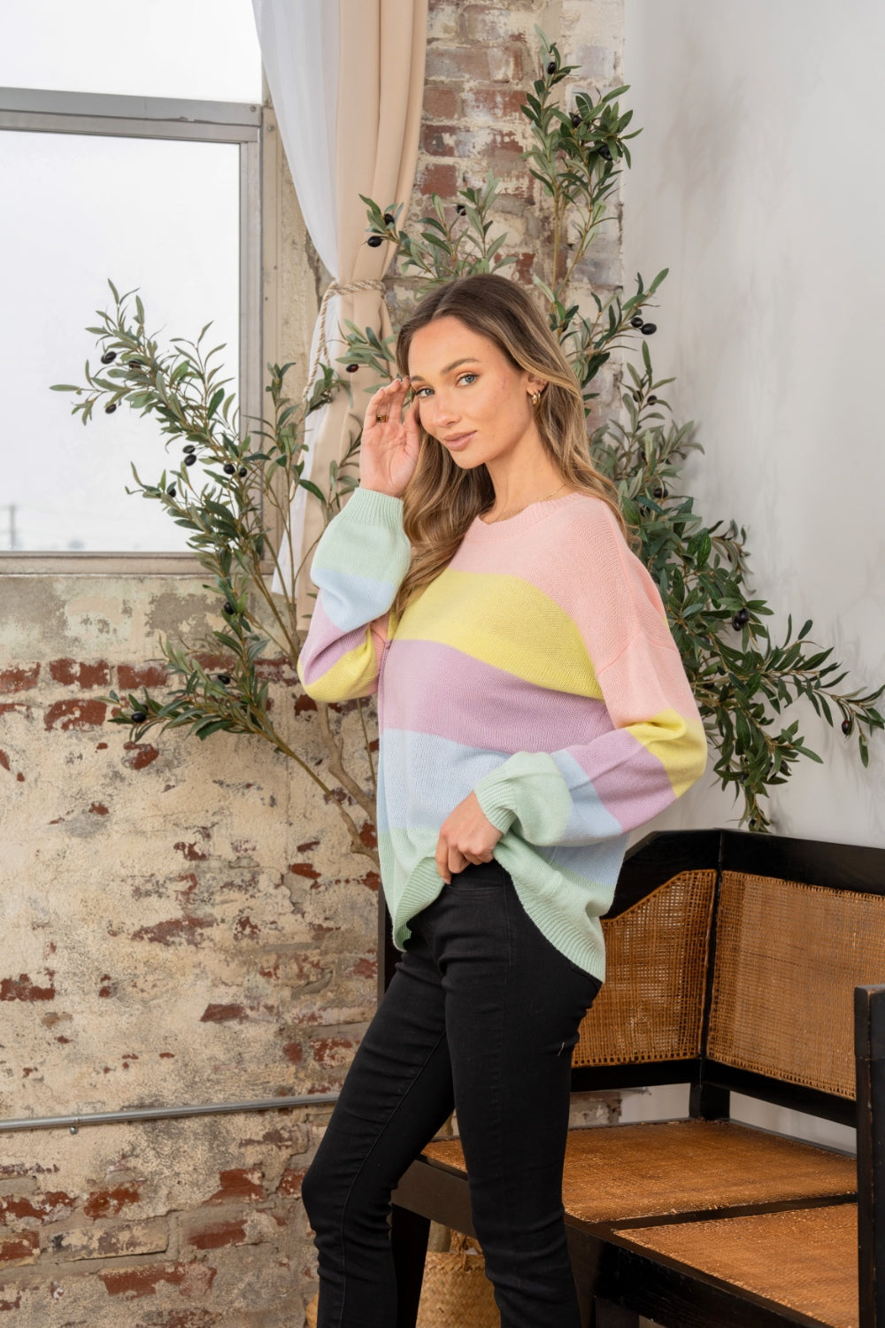 Pull col rond à épaules tombantes et blocs de couleurs, taille réelle, Sew In Love