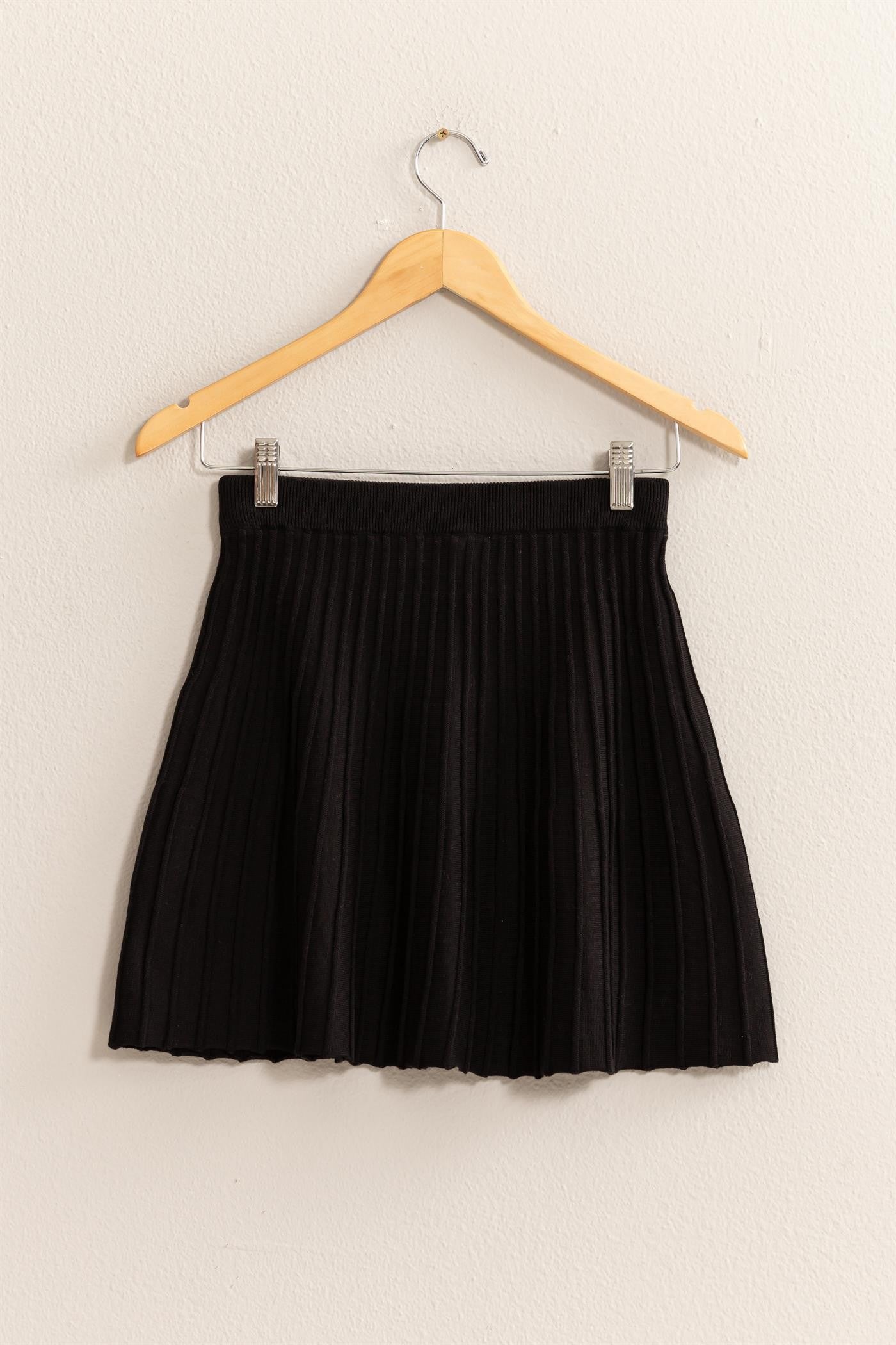 Mini-jupe évasée plissée en tricot taille haute HYFVE