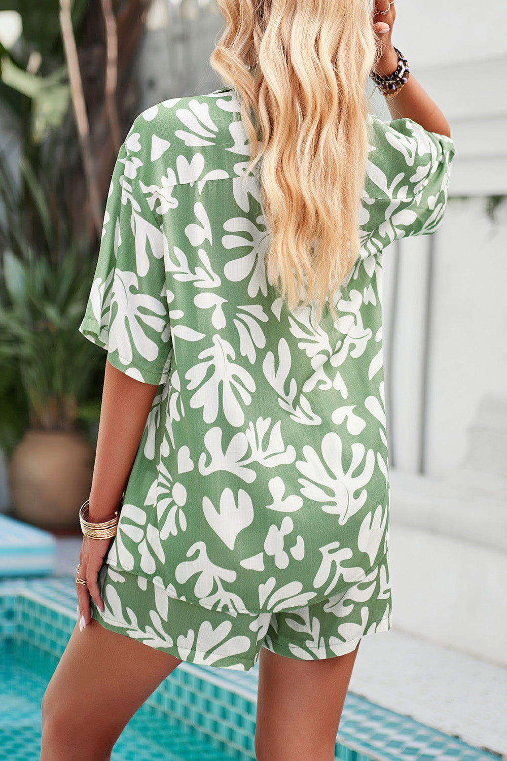 Ensemble chemise boutonnée et short imprimé Devine