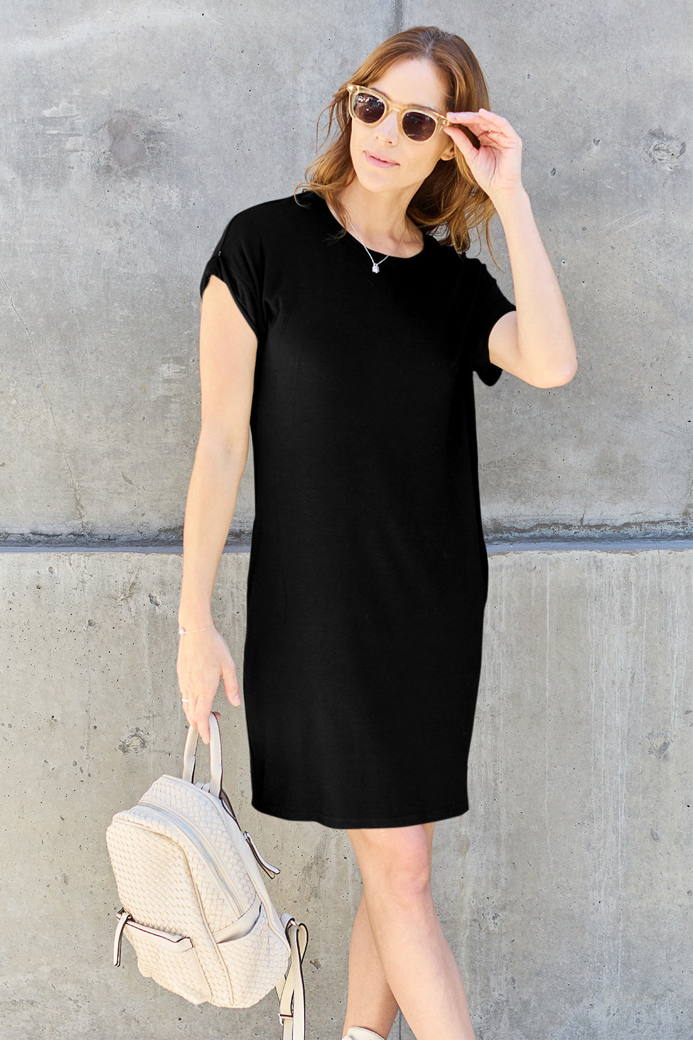 Robe basique Bae Bamboo à col rond et manches courtes avec poches