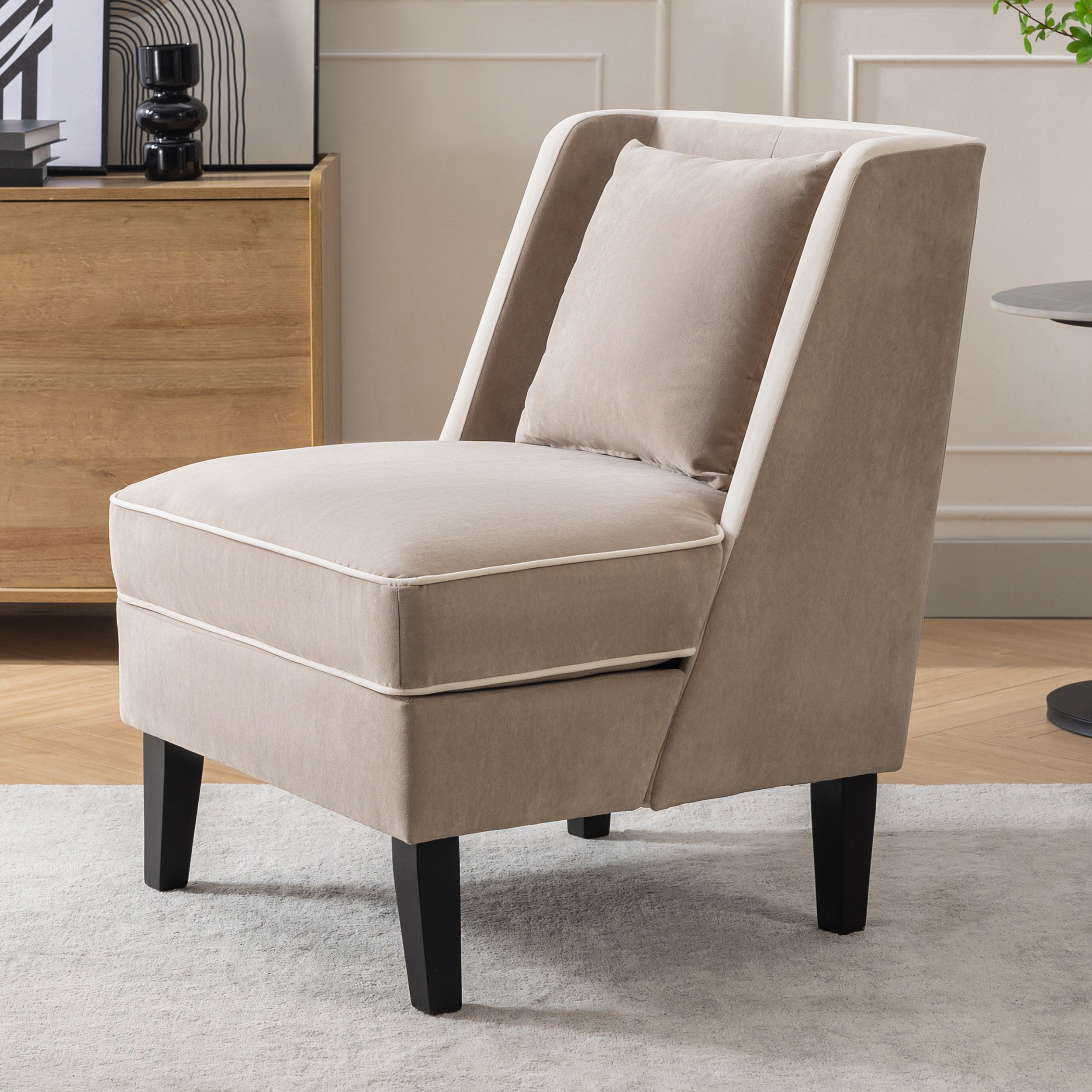 Fauteuil d'appoint rembourré en velours avec passepoil crème, beige et crème