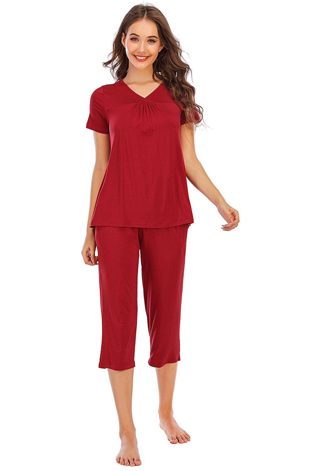 Ensemble de détente haut à manches courtes et pantalon à col en V