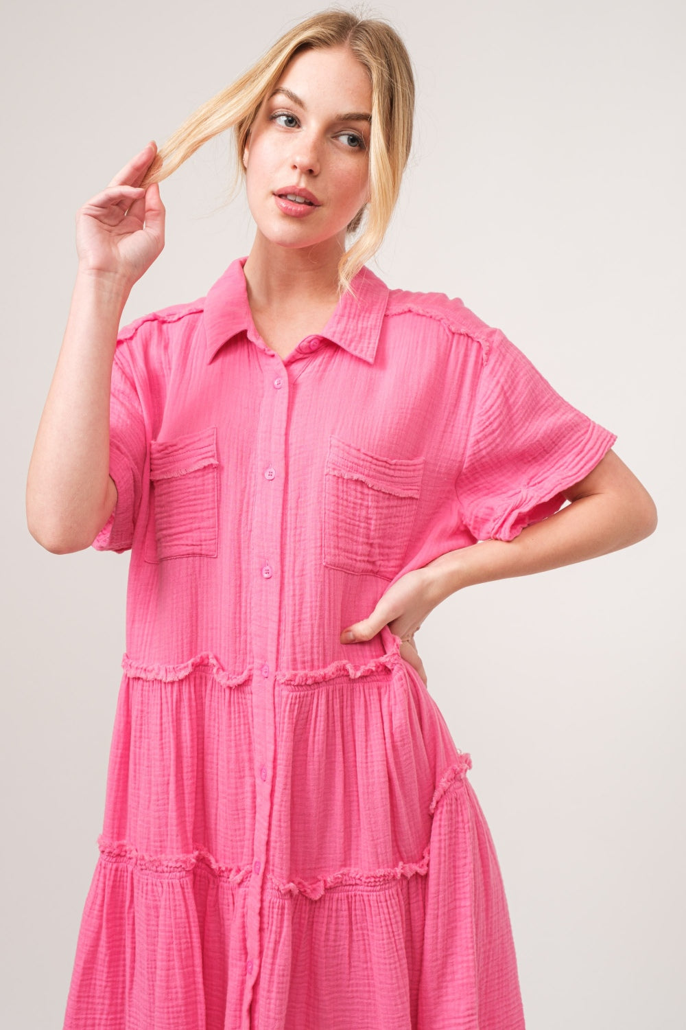 Et le pourquoi - Robe chemise à volants délavée à bords bruts, taille réelle