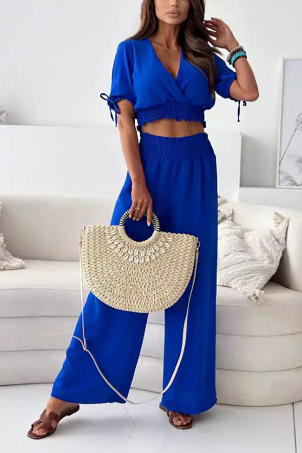 Ensemble haut à manches courtes et pantalon à surplis