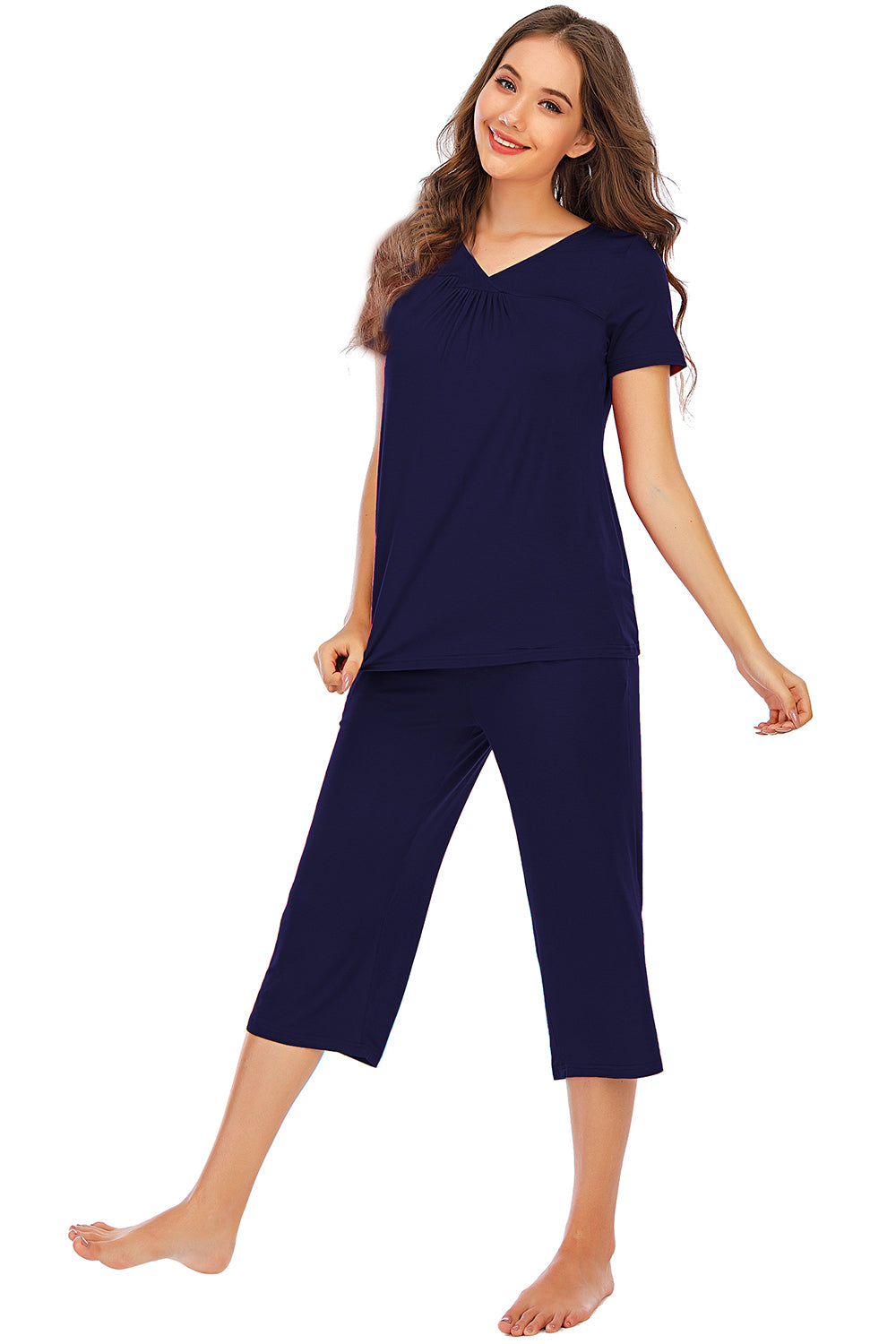 Ensemble de détente haut à manches courtes et pantalon à col en V
