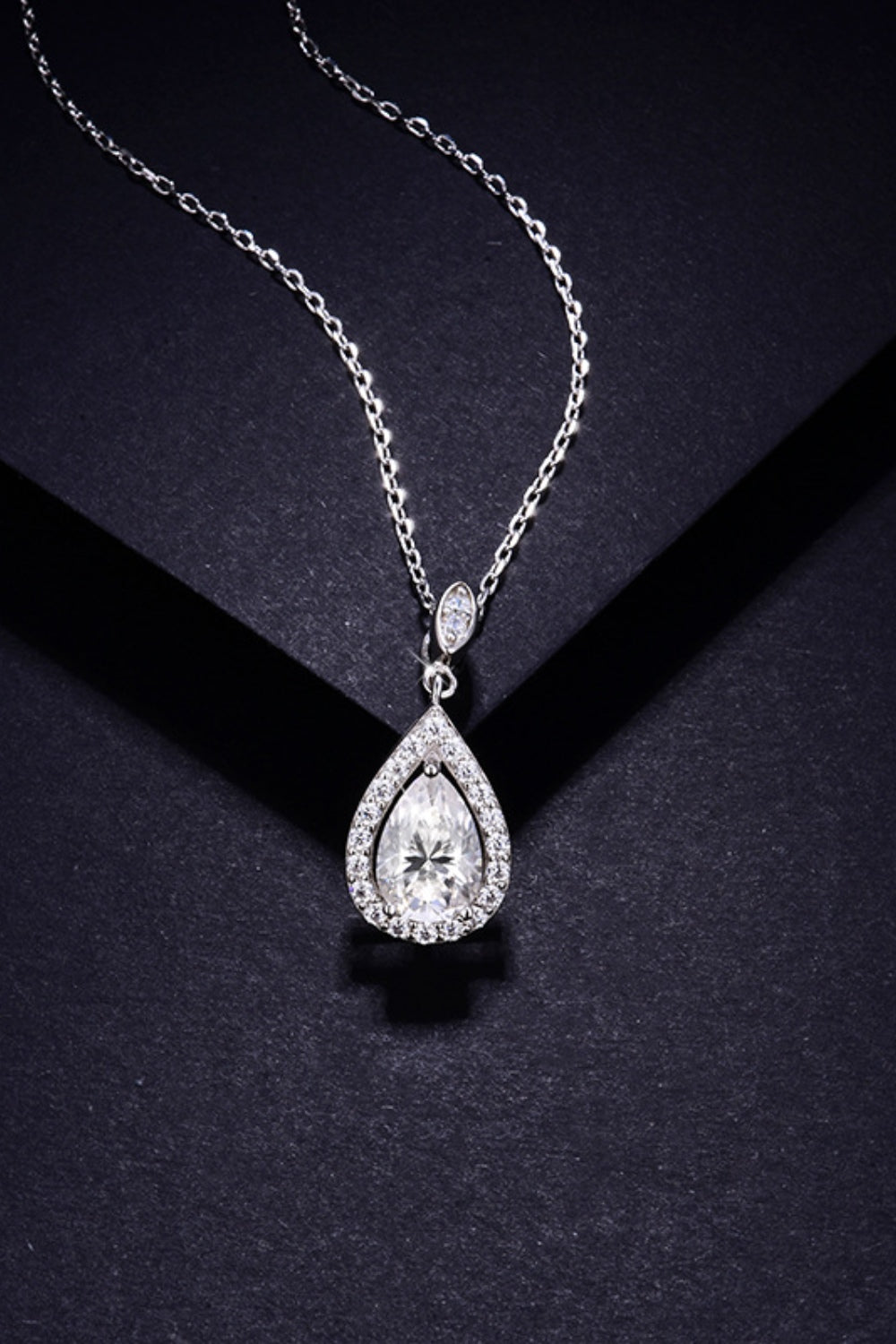 Collier en argent sterling 925 avec moissanite de 1,5 carat et forme goutte