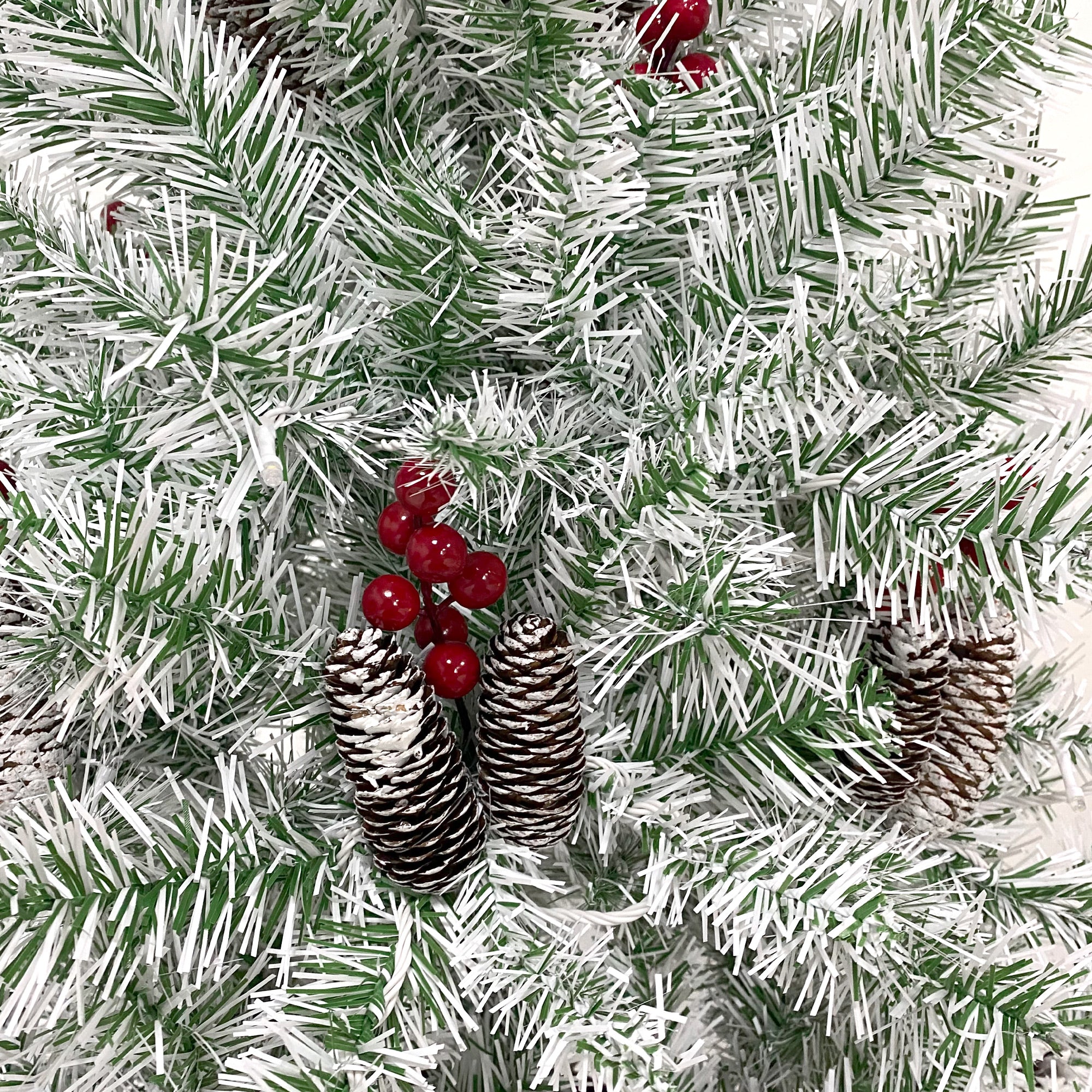 Sapin de Noël artificiel pré-éclairé, ensemble de 4 pièces, guirlande, couronne et ensemble de 2 arbres d'entrée de Noël