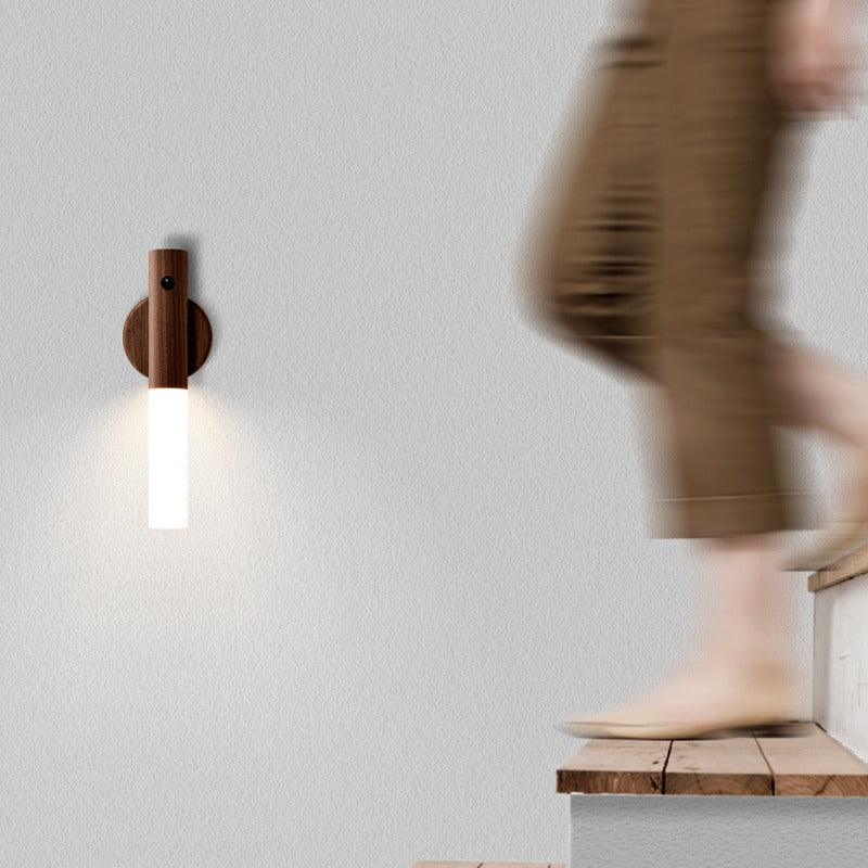Lampe de table intelligente à capteur de corps humain, lampe de table domestique simple en grain de bois, lampe de nuit rechargeable par USB pour chambre à coucher et couloir