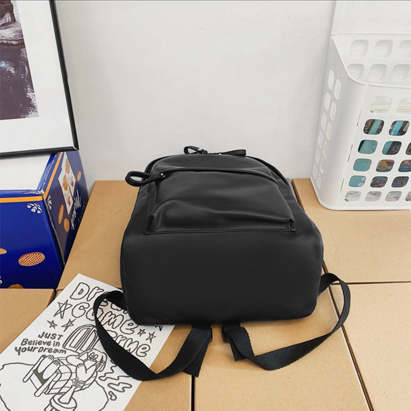 Sac à dos zippé en cuir PU