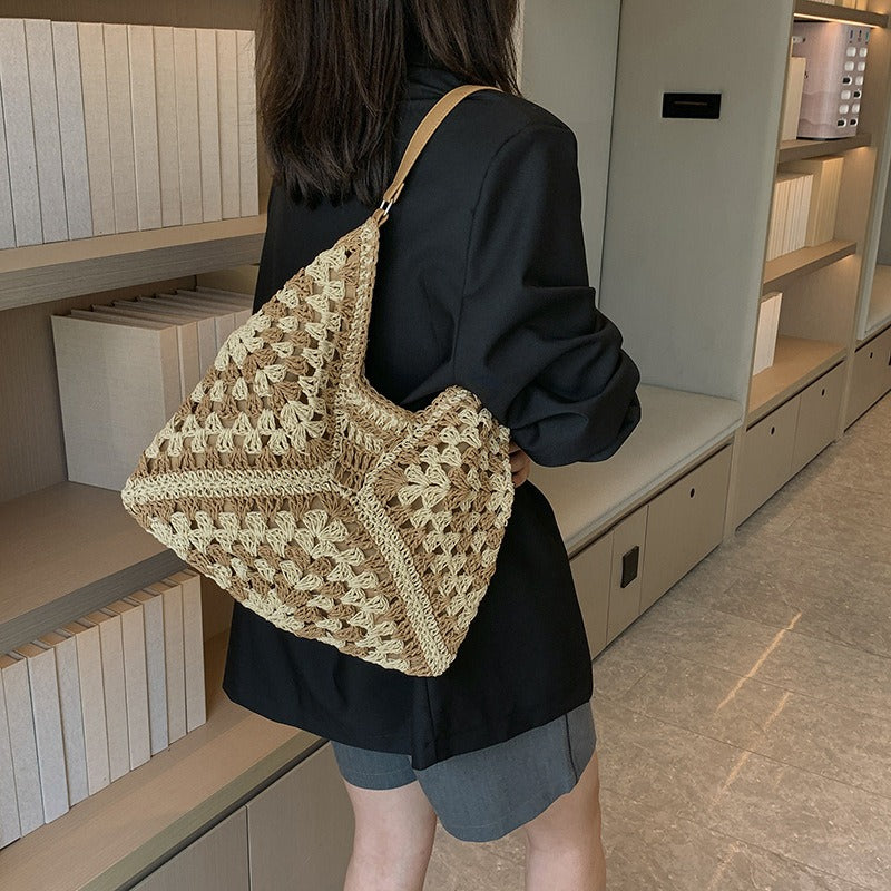 Sac tissé de grande capacité, nouveau sac à bandoulière simple en herbe tissé à la mode pour femmes