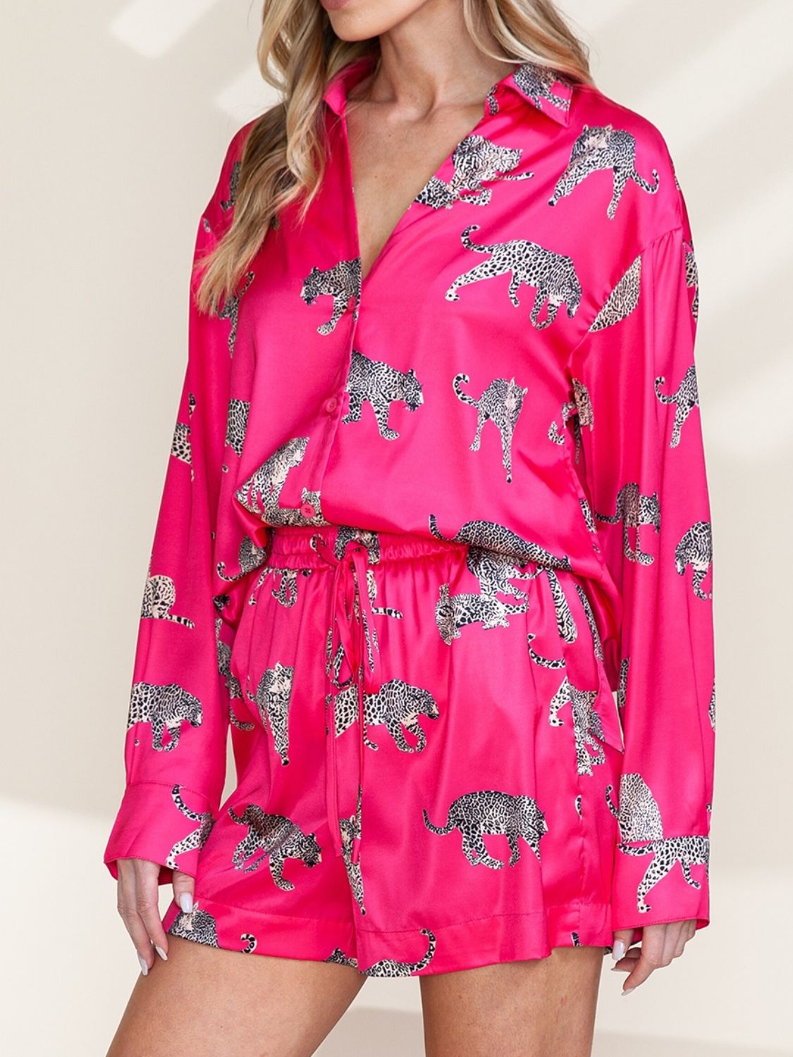 Ensemble chemise boutonnée et short à motif animal
