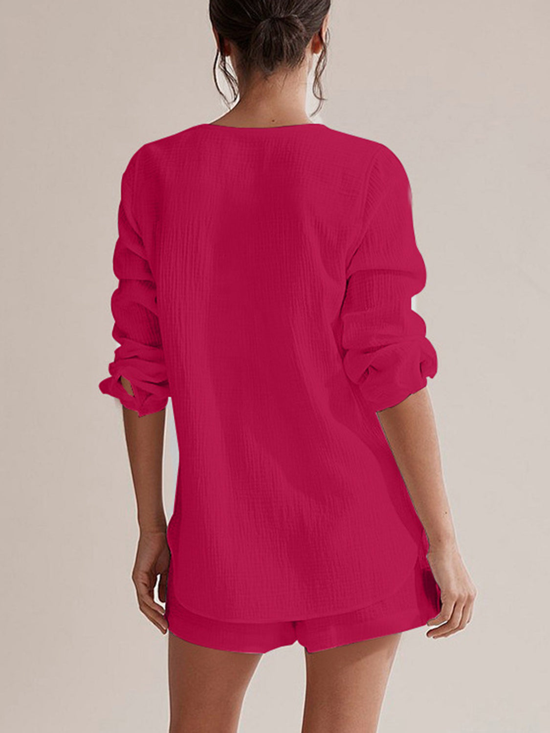 Ensemble haut à manches longues et short crantés