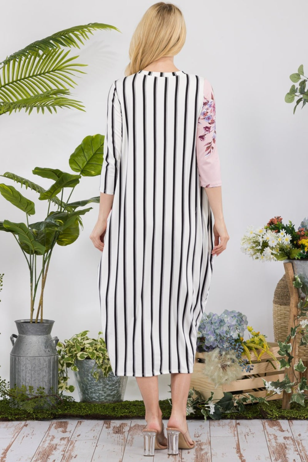Robe mi-longue Celeste à rayures florales contrastées et poches