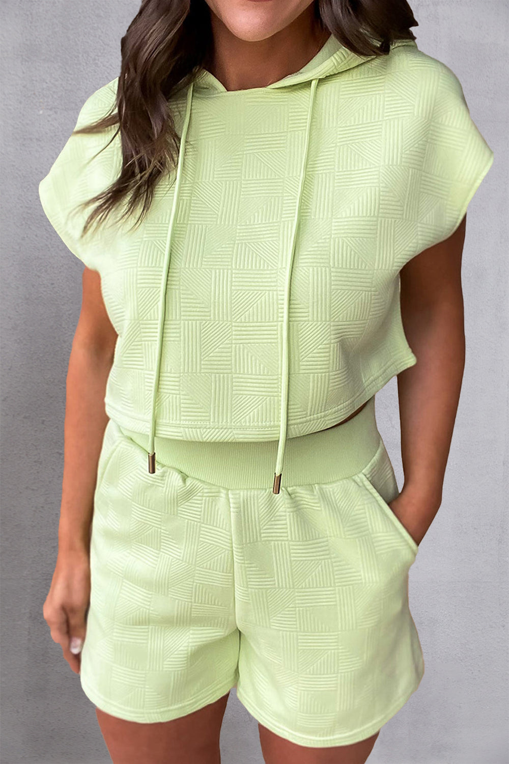 Ensemble sweat à capuche et short texturés avec cordon de serrage
