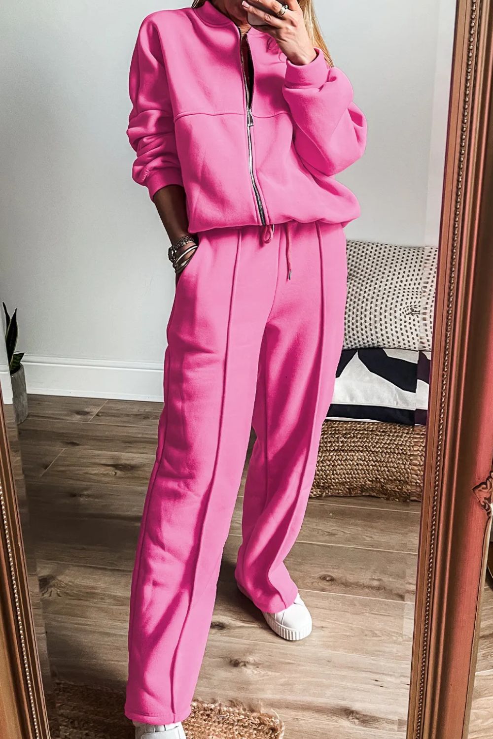 Ensemble haut à manches longues et pantalon zippé