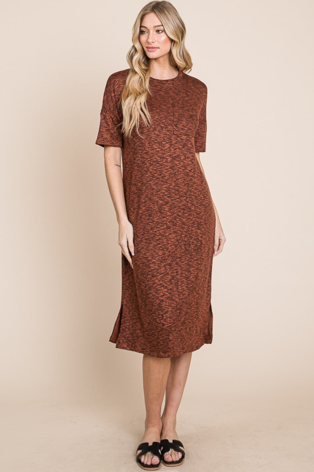 Robe mi-longue à col rond et fente latérale BOMBOM