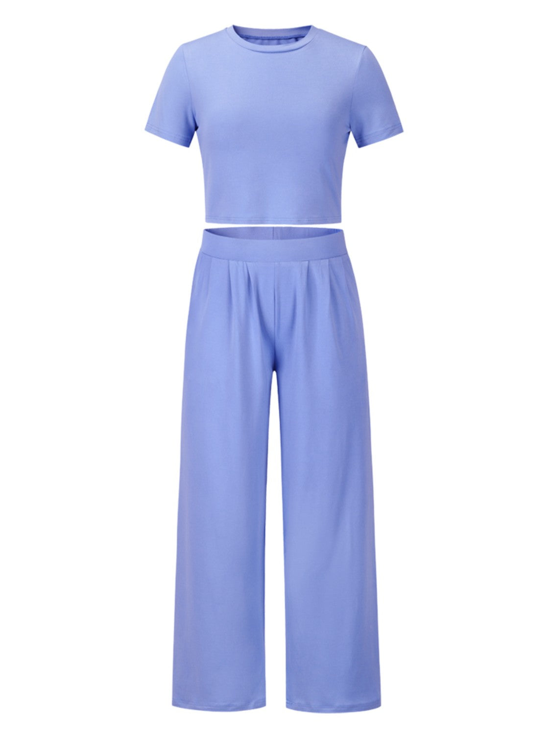 Ensemble haut à manches courtes et col rond et pantalon à poches