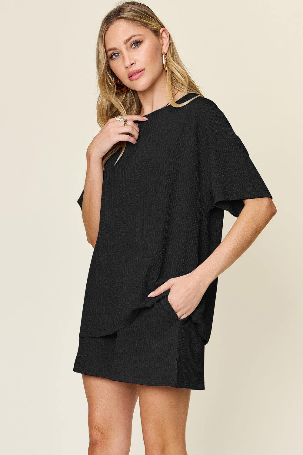 Ensemble t-shirt à manches courtes et short à col rond Double Take