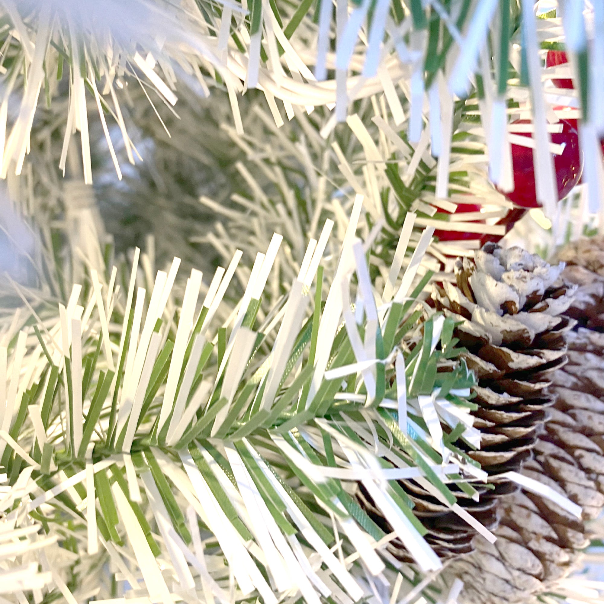 Sapin de Noël artificiel pré-éclairé, ensemble de 4 pièces, guirlande, couronne et ensemble de 2 arbres d'entrée de Noël