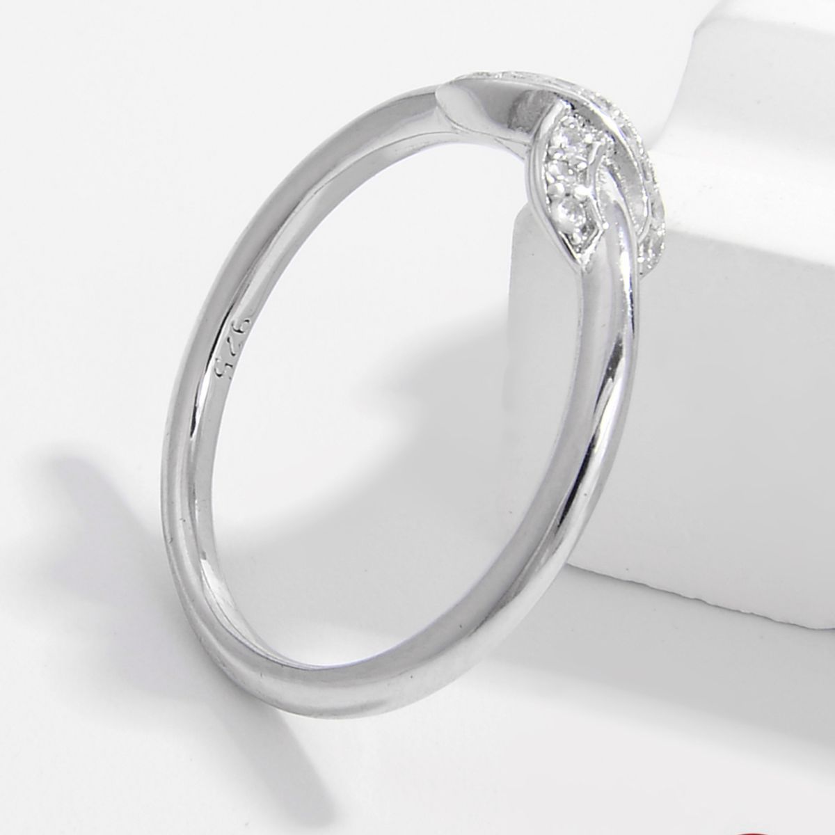 Bague géométrique en argent sterling 925 et zircon