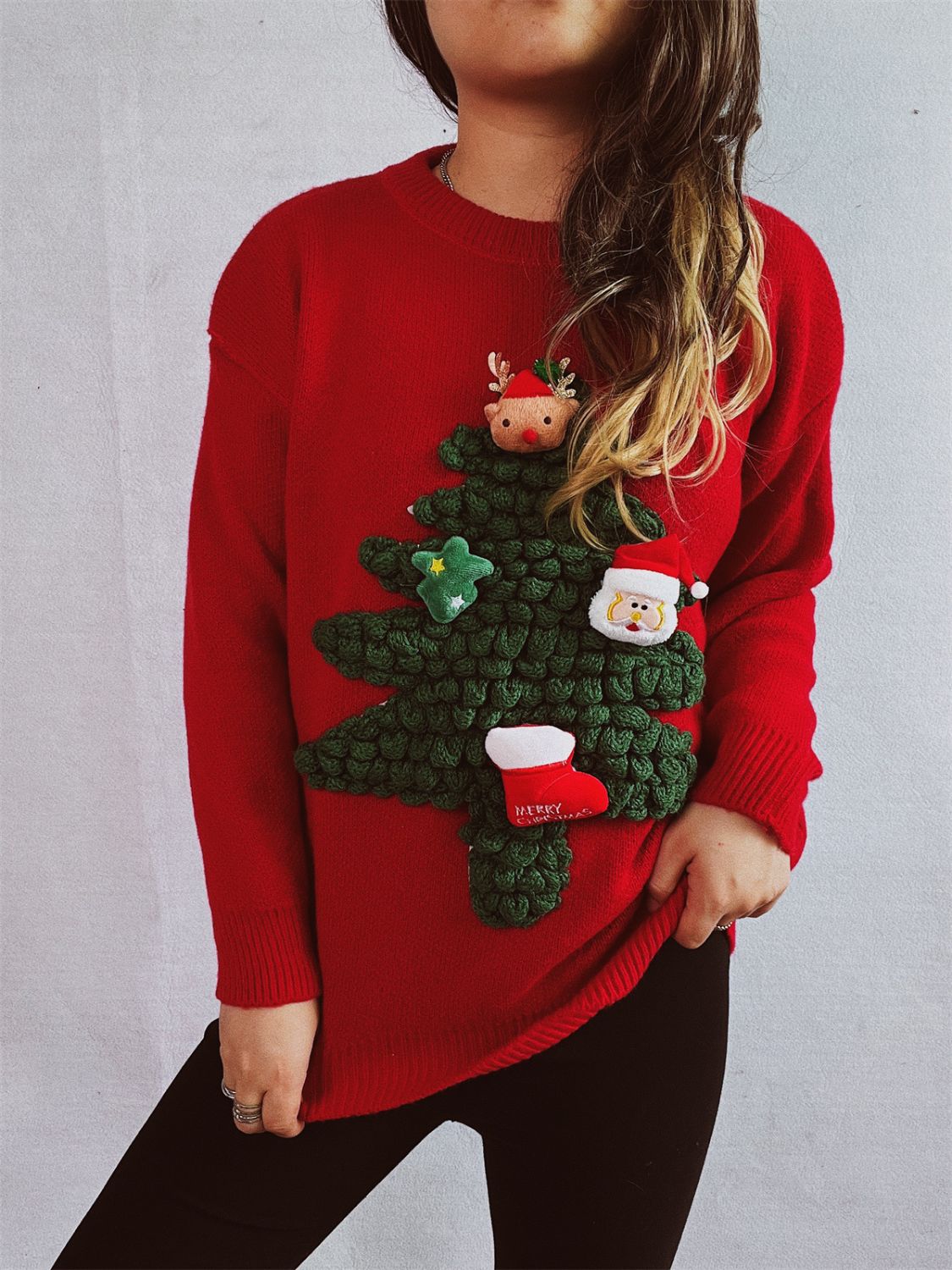 Pull à manches longues et col rond motif sapin de Noël