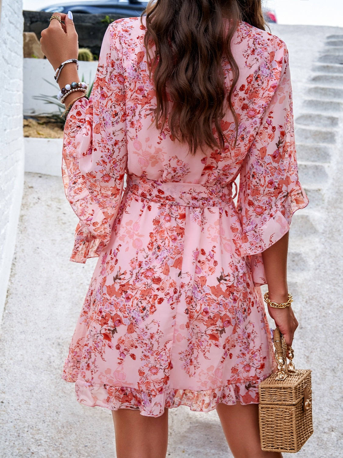 Mini-robe à volants et imprimé à manches courtes